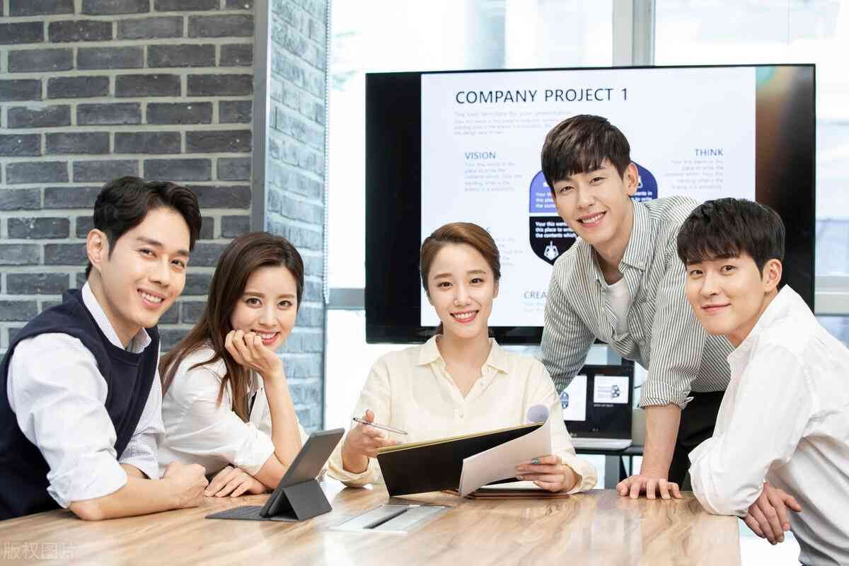 银行买金条有手续费吗（黄金价格天天跌，大妈都在囤货，有哪几种囤货方式呢）(图7)