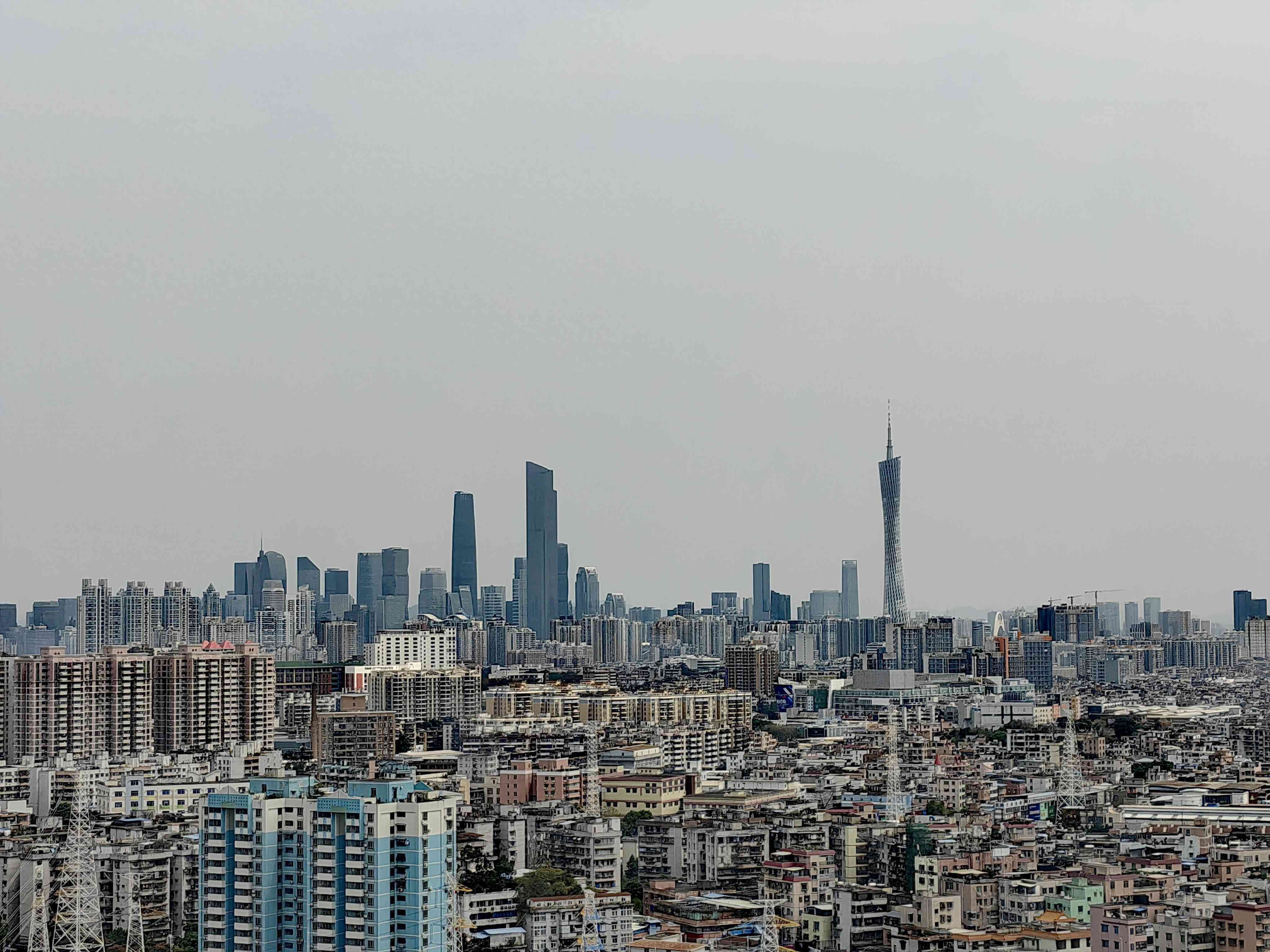 买房子首付要多少（重大调整！央行官宣，首套房首付降至15%）(图1)