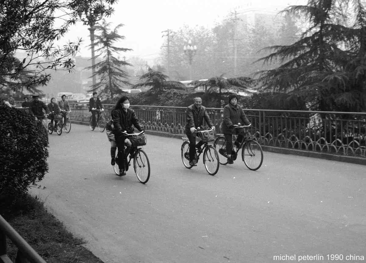 急需用钱哪里能借钱（29个应用26个能借钱！多个生活类APP植入借贷入口）(图2)