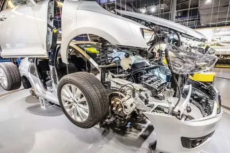 现在做什么比较赚钱（谁在闷声发大财！GDP超61万亿元增速5%，赚钱效应最热的三大行业）(图8)