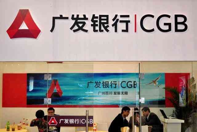 大学生办信用卡怎么办理（在校大学生原来可以这样办理信用卡，知道的人并不多）(图2)