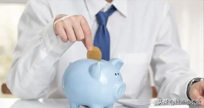 买国债和存定期哪个好（最高500亿！储蓄国债利率：2024年7月9号，买10万利息比定存高吗）(图5)