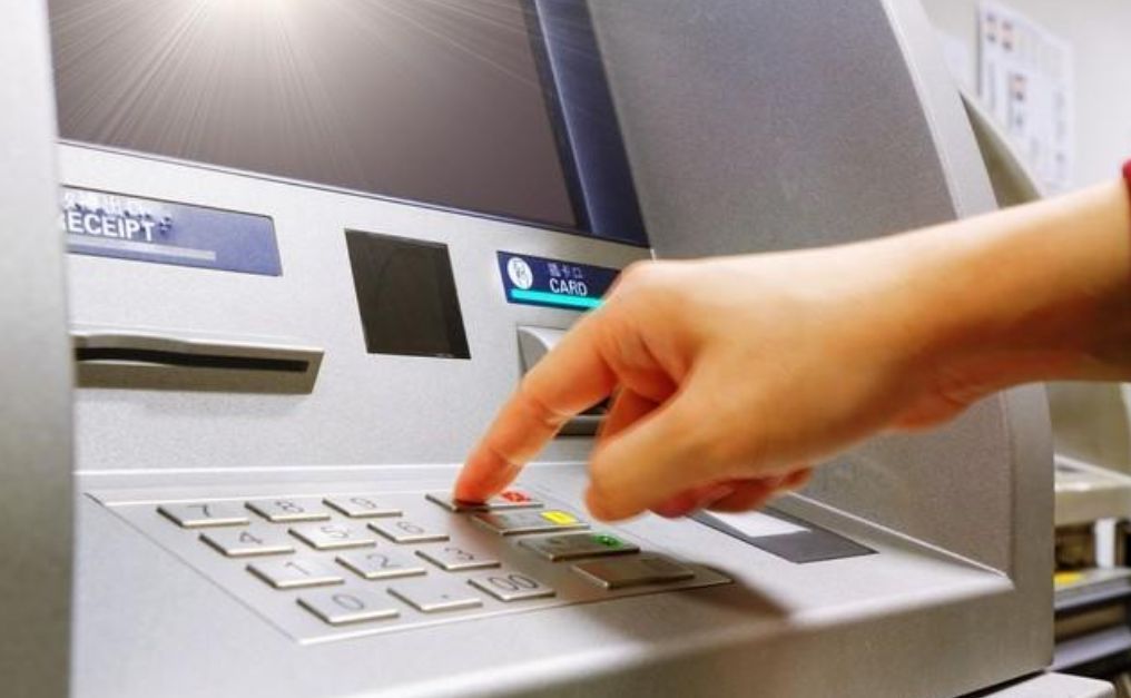 定期存款的大忌是什么（银行存定期，一定坚持3不存，不是胡说，是过来人的教训）(图9)