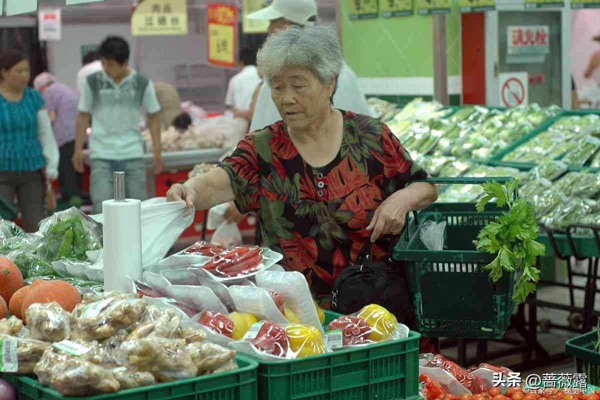 定期存款的大忌是什么（银行经理说了大实话，定期存款“5不要”，很多人不幸中招）(图6)