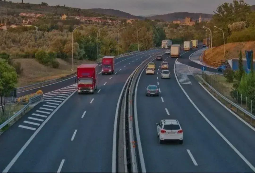 过路费怎么计算（中国的高速公路是如何收费的？看完你就明白了！）(图2)