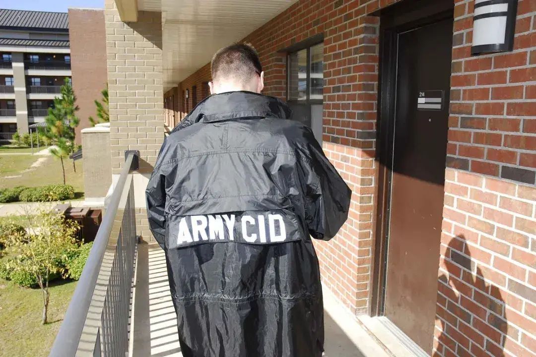 mp什么意思（美军中的「超级兵」：随便暴打不听话的大兵，三角洲见了都绕着走）(图8)