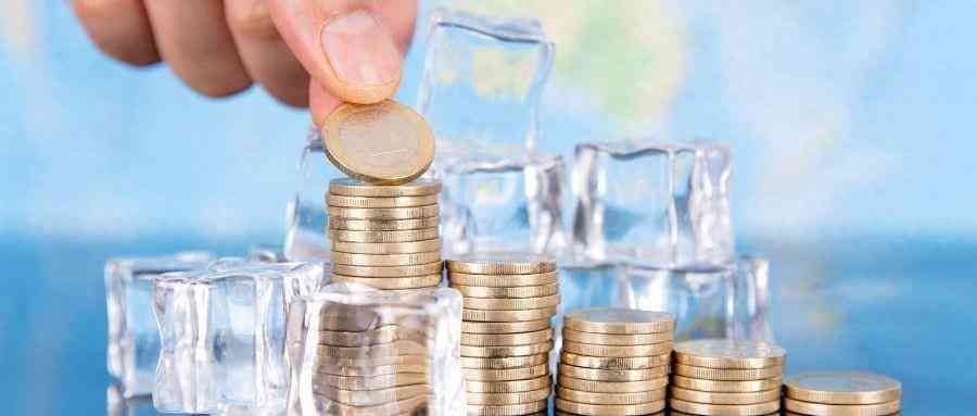 基金赎回手续费从哪里扣（基金运作过程中涉及哪些费用？|基金宝典）(图1)