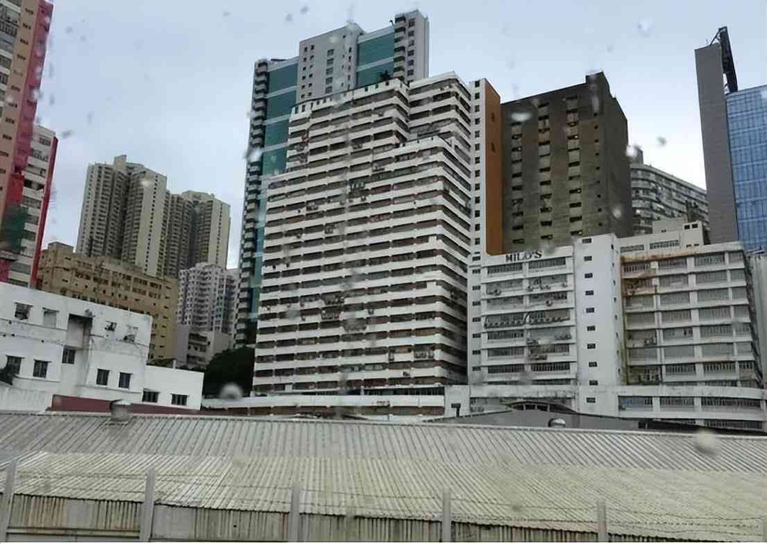 港币的货币代码（香港明明是中国的领土，为何用的却是港币？不能强制用人民币吗？）(图9)