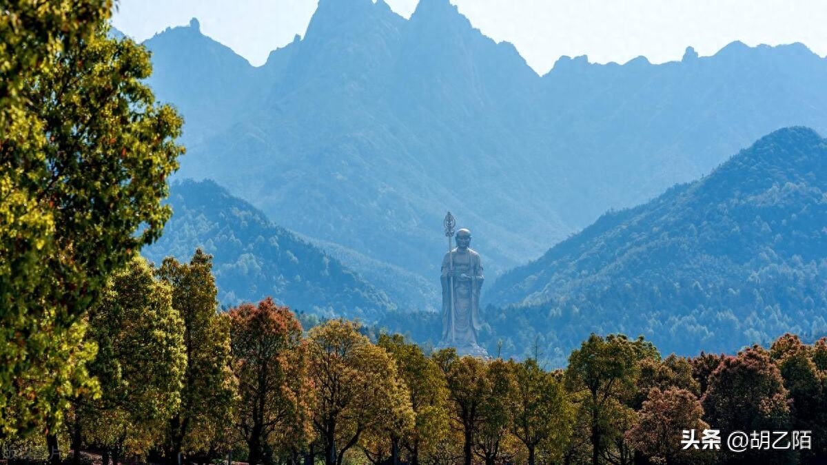 中国的四大名山（中国最著名的4大佛教名山，看看你去过几个）(图14)