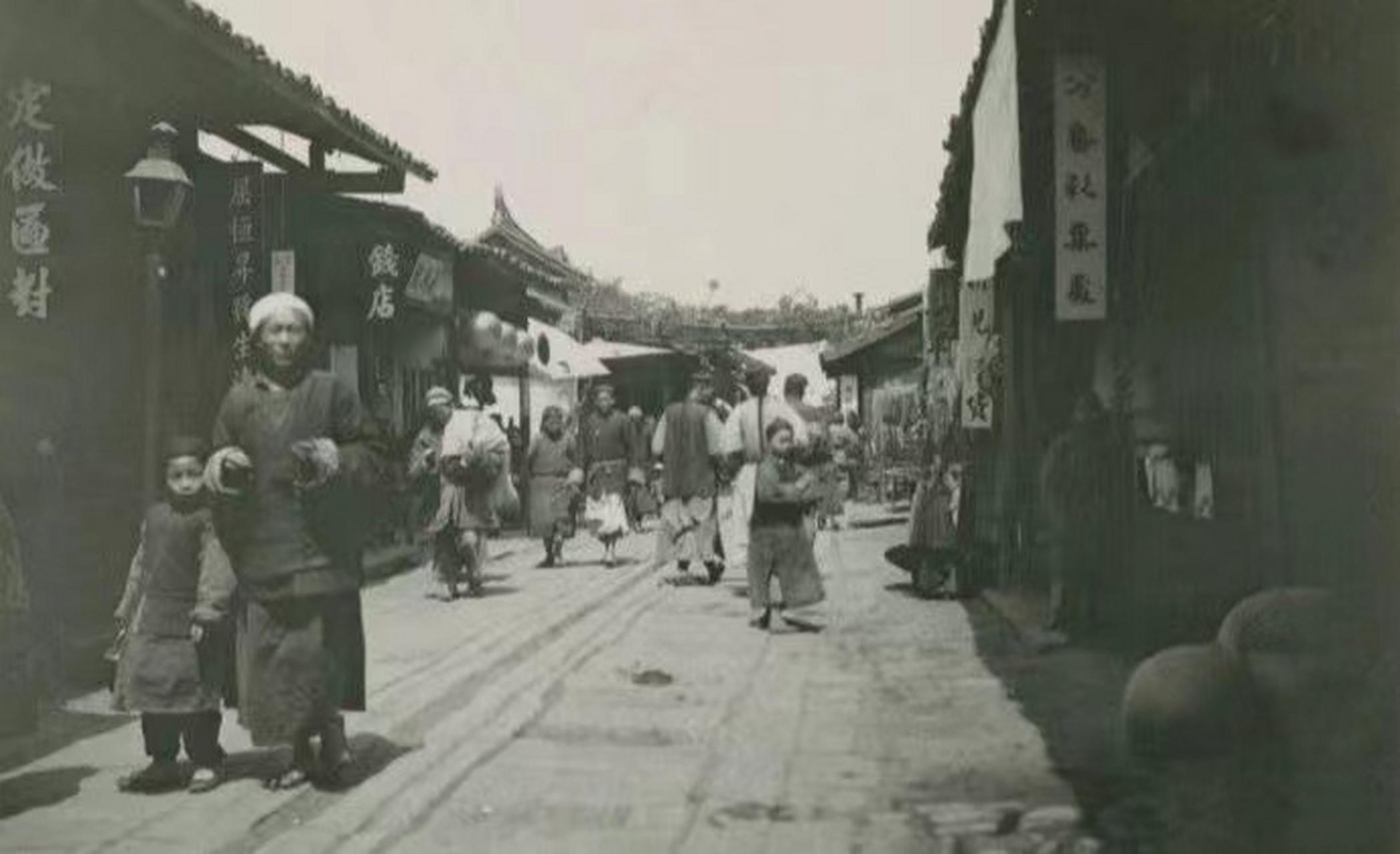正月里剪头发倒霉一年（正月剪头的秘密你知道吗？为什么老人们都说，正月里不能剪头）(图6)