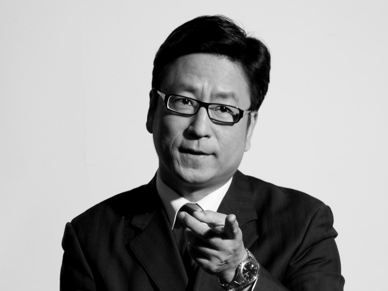 白岩松的个人资料简介（主持人白岩松：我这辈子最正确的决定，就是娶了一个平凡的妻子）(图4)